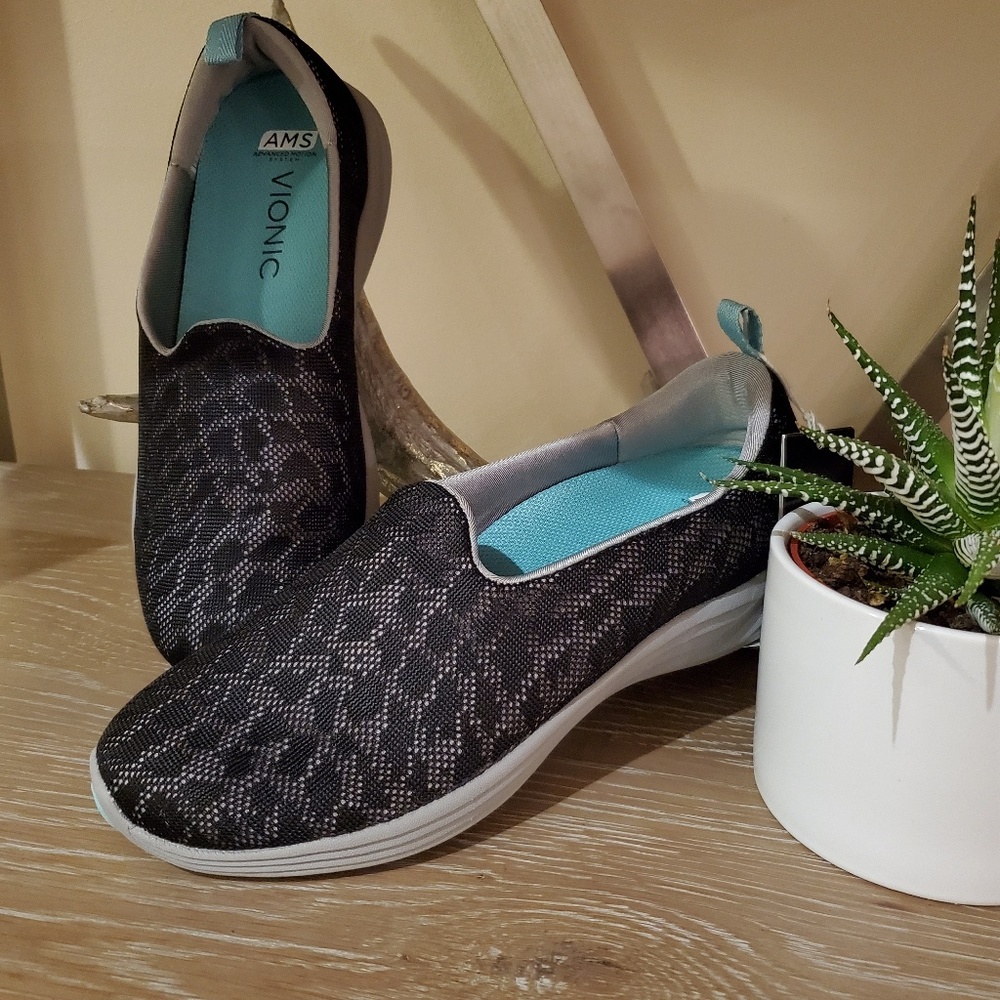 Vionic Orthaheel NWT Size 9